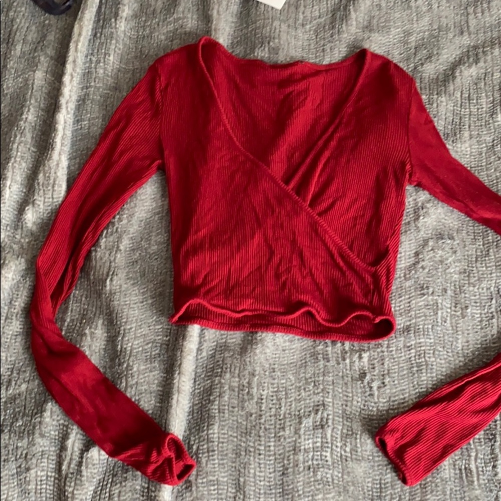 Long sleeve crop top